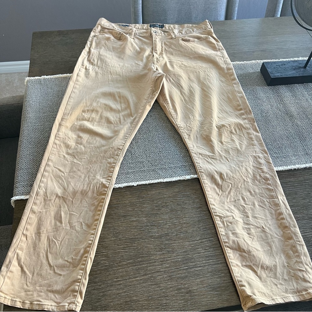 Lucky Brand 410 Athletic Fit Chino pants and Jeans bundle, mens size 36x32 - Picture 9 of 16